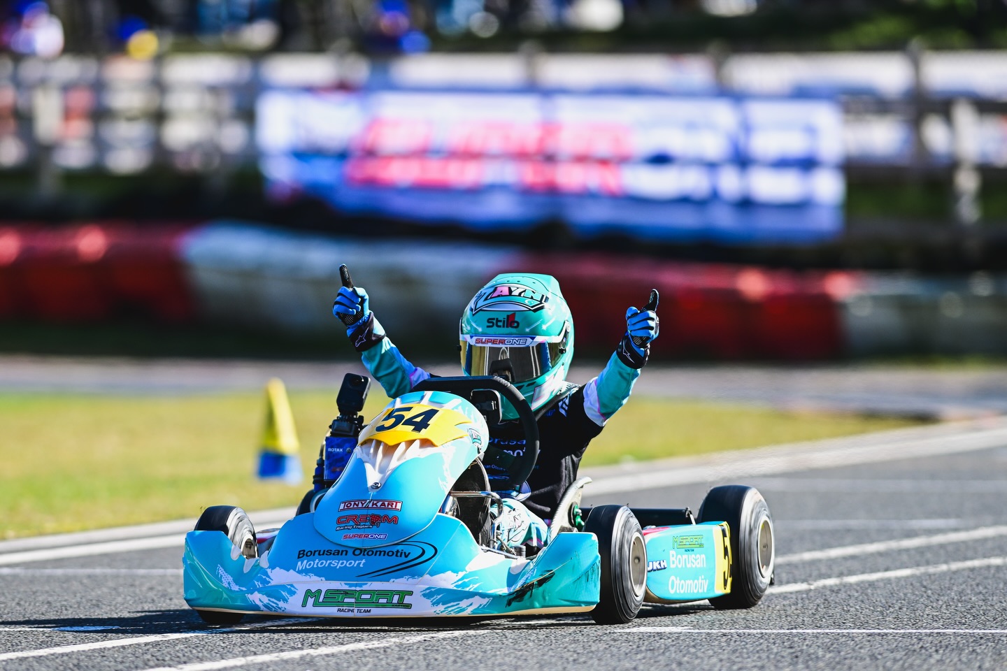 ZAYN SOFUOĞLU TARİH YAZDI: MICRO MAX’İN EN GENÇ ŞAMPİYONU!